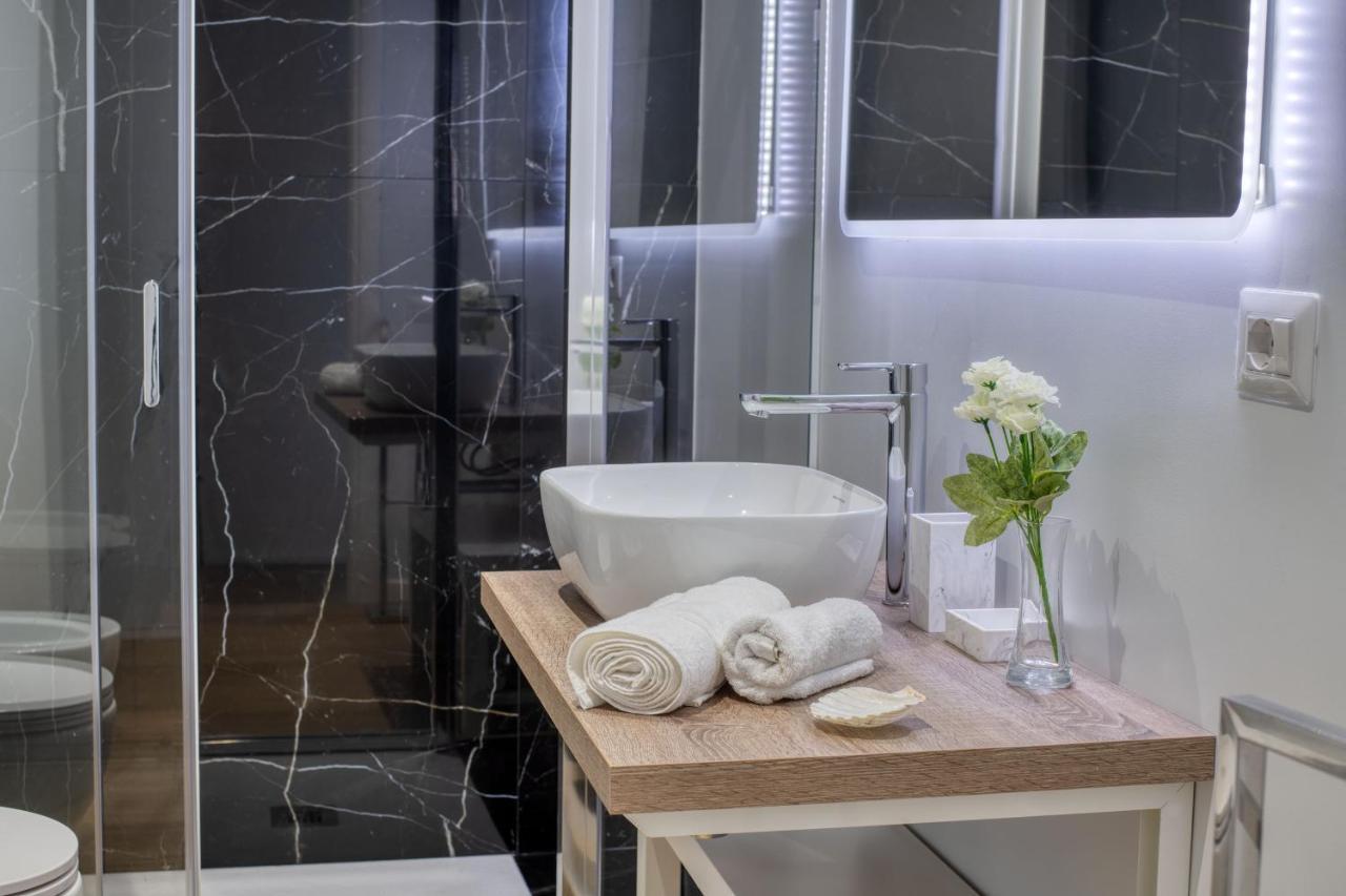 Izzhome Corso76 Cagliari Bagian luar foto