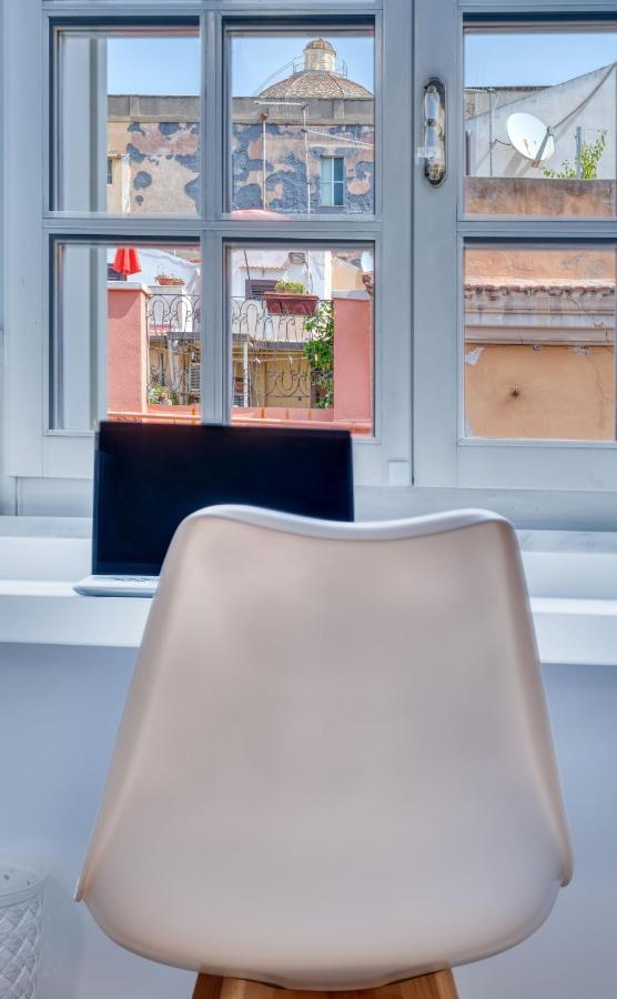 Izzhome Corso76 Cagliari Bagian luar foto