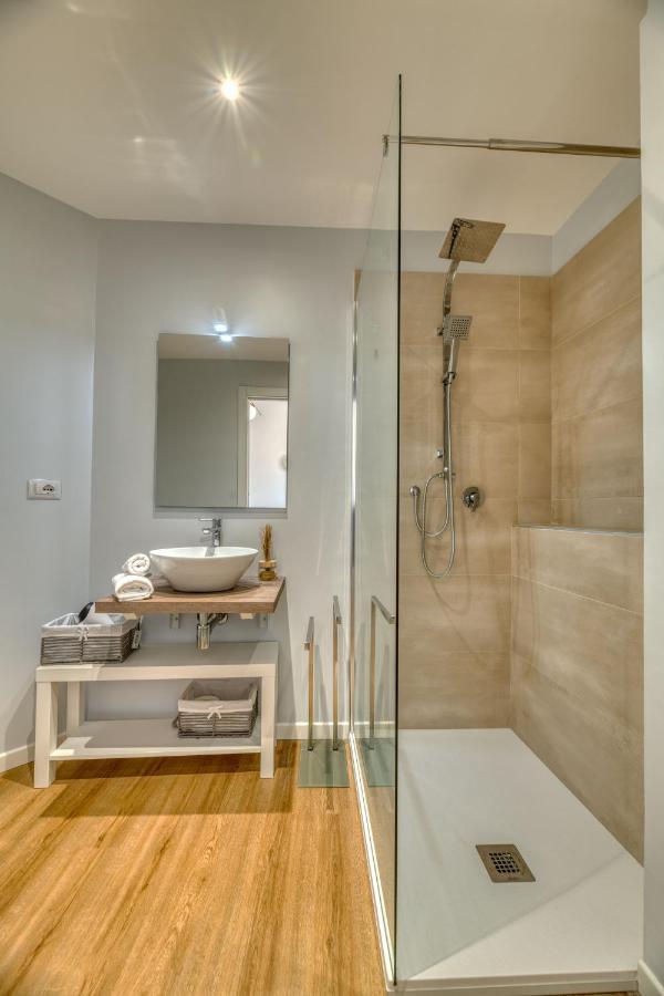 Izzhome Corso76 Cagliari Bagian luar foto